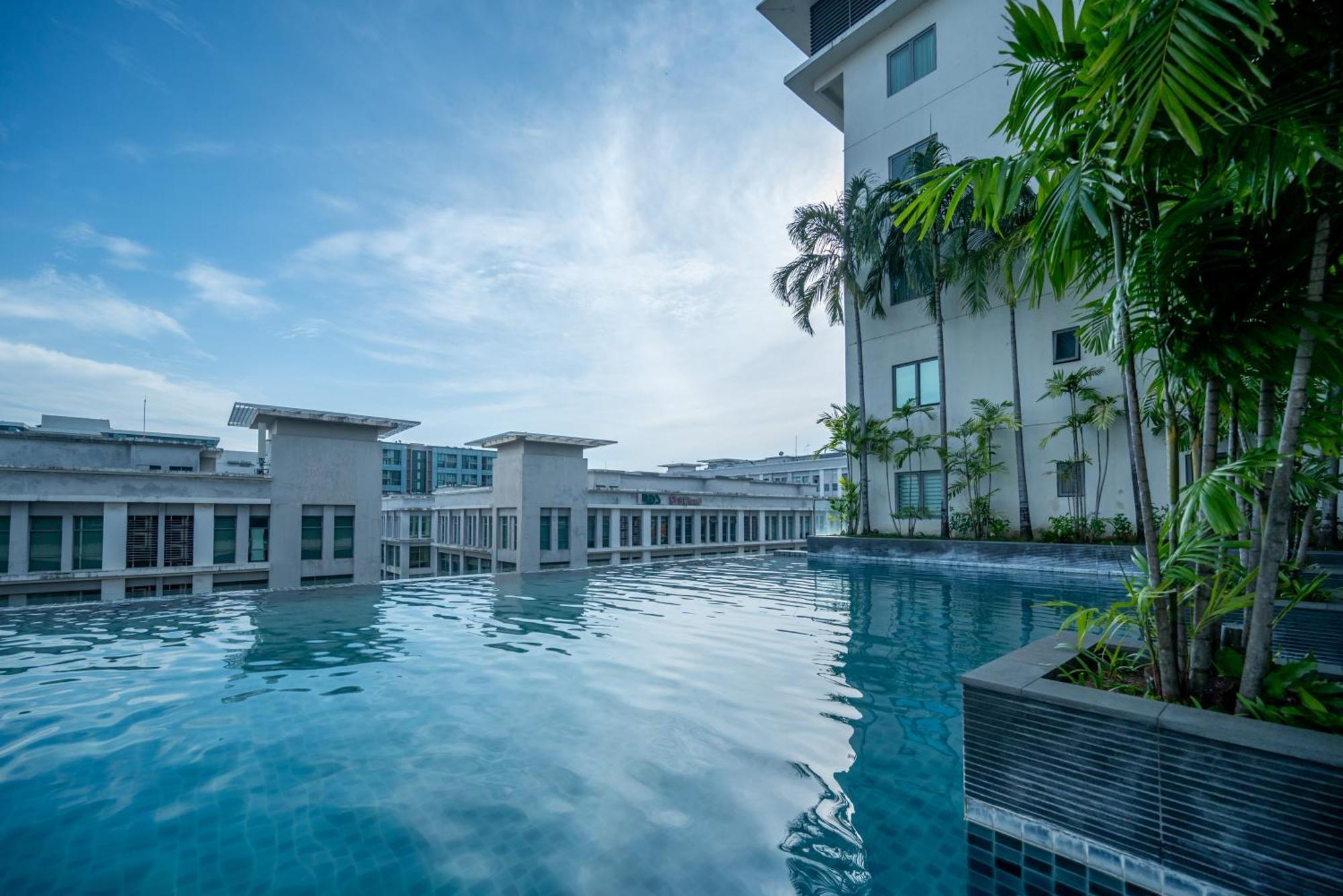 Ritz Residence @ Imago Loft B 7Th Floor Kota Kinabalu Kültér fotó
